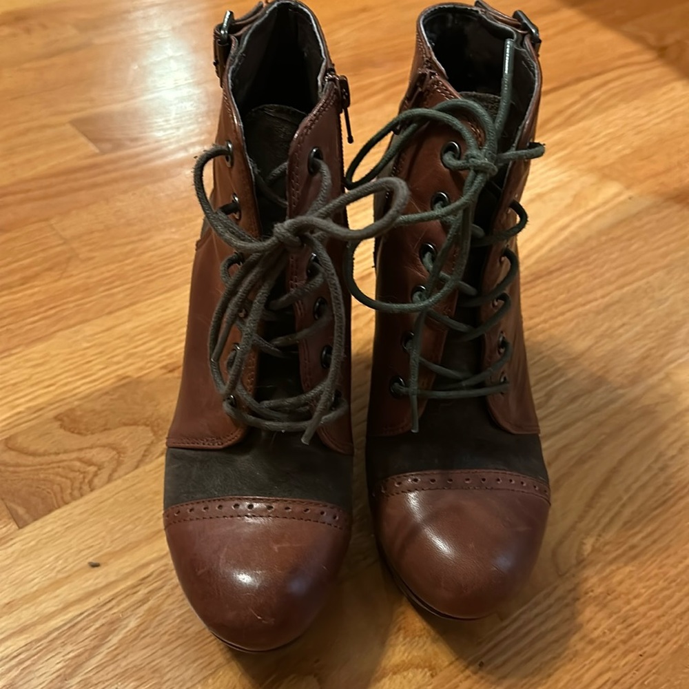 Leather ankle boot wedges